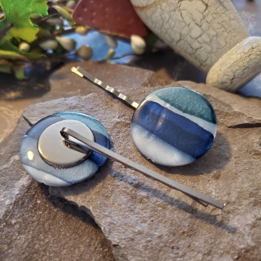 New Bobby Pin Set - Picture 2 of 4